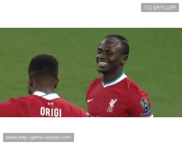 萨拉赫反击中挑射破门，利物浦完美配合