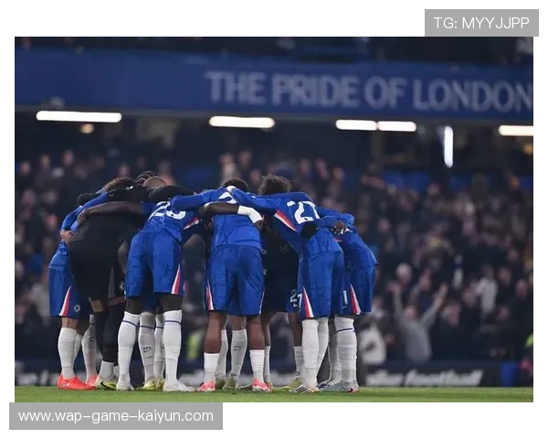 英超比赛中高强度拼抢多次改变比赛局面——从场上冲击到场下洞察